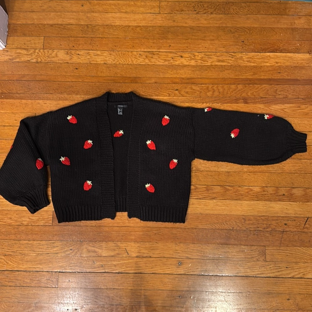Cute Black Strawberry Cardigan - Picture 4 of 9